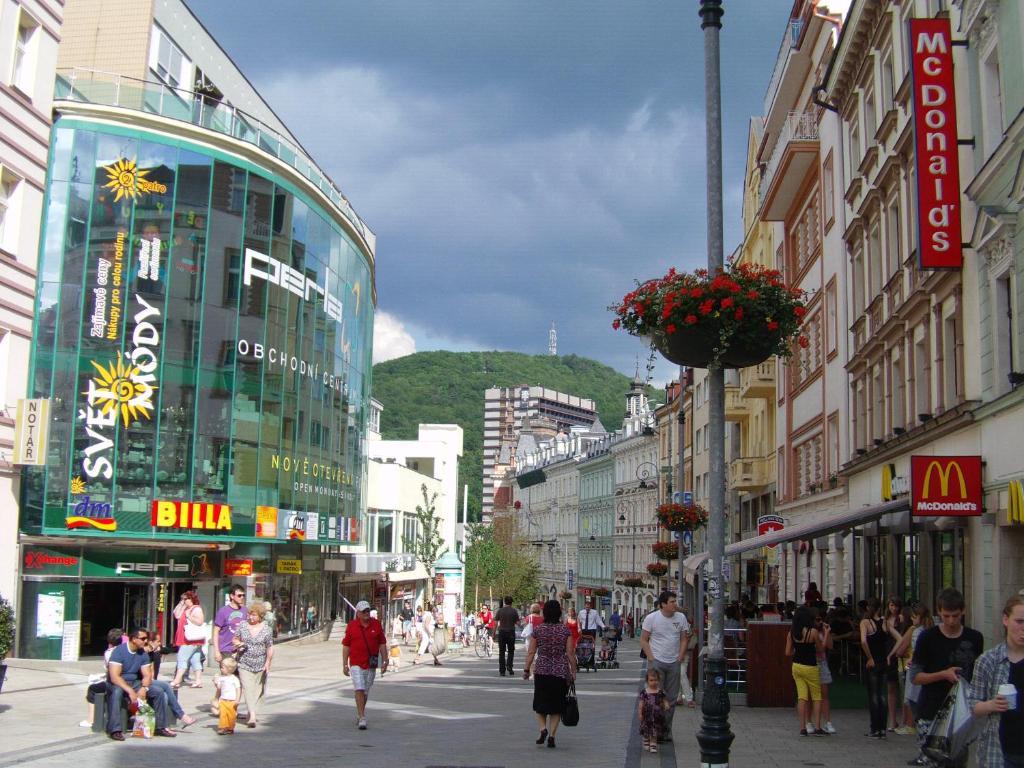 Apartmany Perla Karlovy Vary Exterior foto